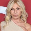 La diseñadora ha sido una de las que más ha apoyado a la comunidad LGBTIQ+ en el mundo de la moda. (Photo by Daniele Venturelli/WireImage).