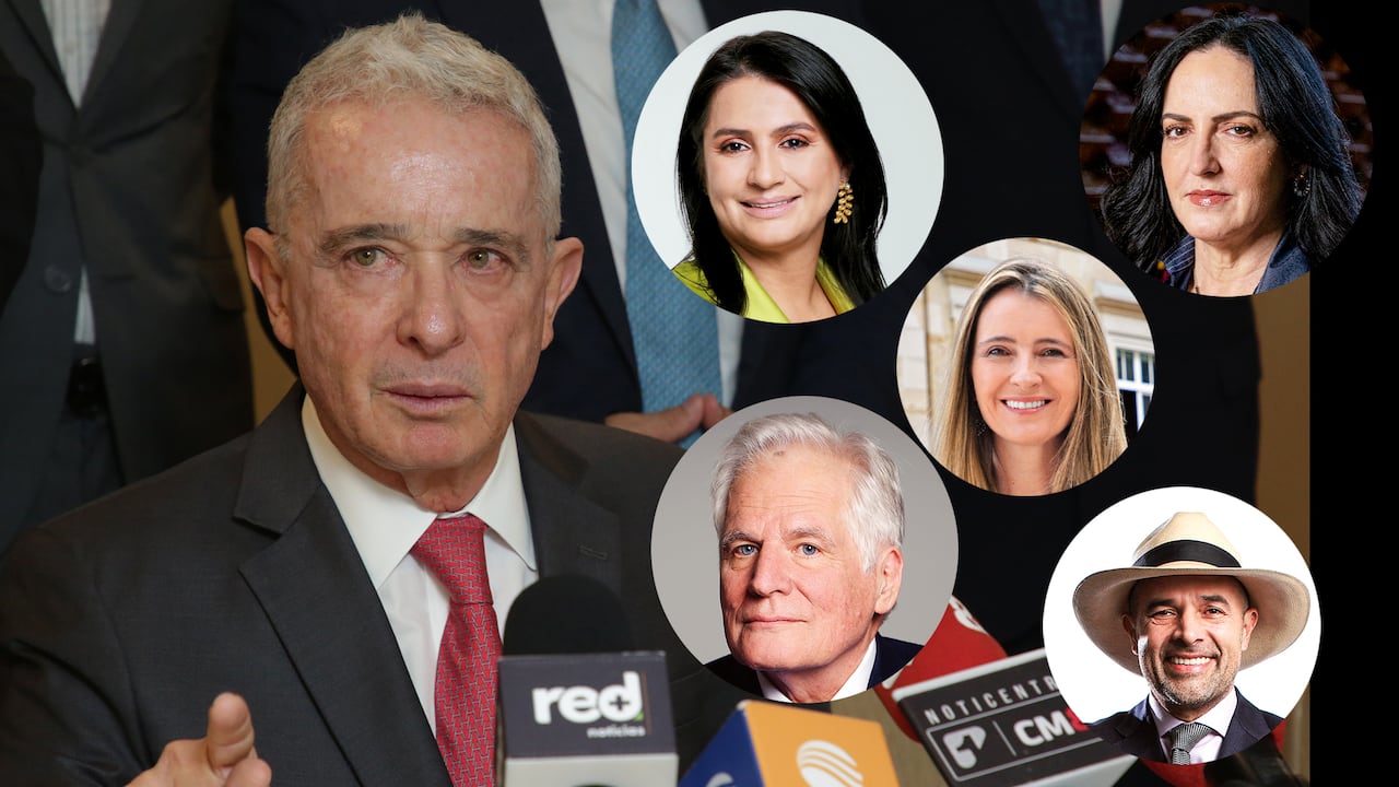 El expresidente Álvaro Uribe, líder del Centro Democrático, y los precandidatos de la colectividad Paola Holguín, María Fernanda Cabal, Paloma Valencia, Miguel Uribe Londoño y Andrés Guerra.