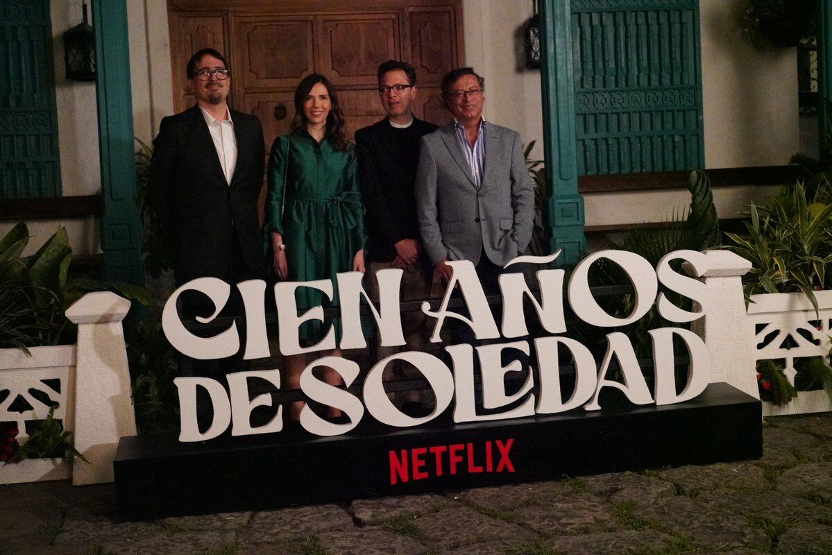 El mandatario llegó tarde a la alfombra roja.