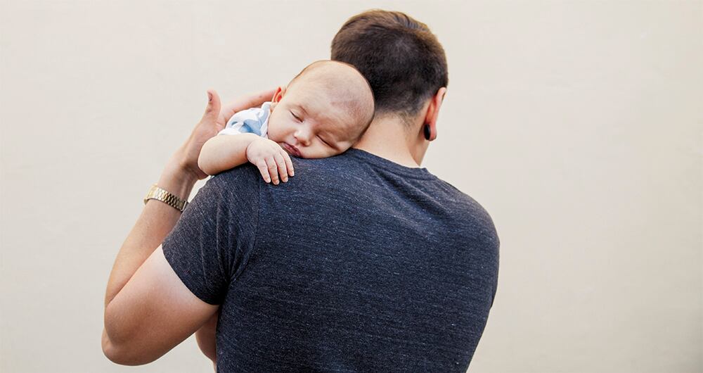 Con la actual licencia de dos semanas por paternidad, no hay incentivos para el fraude, pero sí se podrían crear en caso de que esta licencia se amplíe a tres meses. 