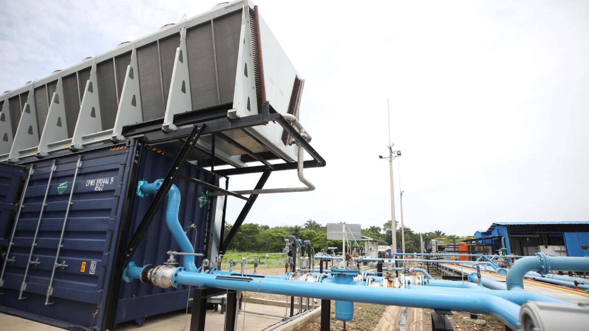 La granja solar tiene 7.200 paneles solares y está ubicada en el campo Kitaro/Akira de Parex Resources.