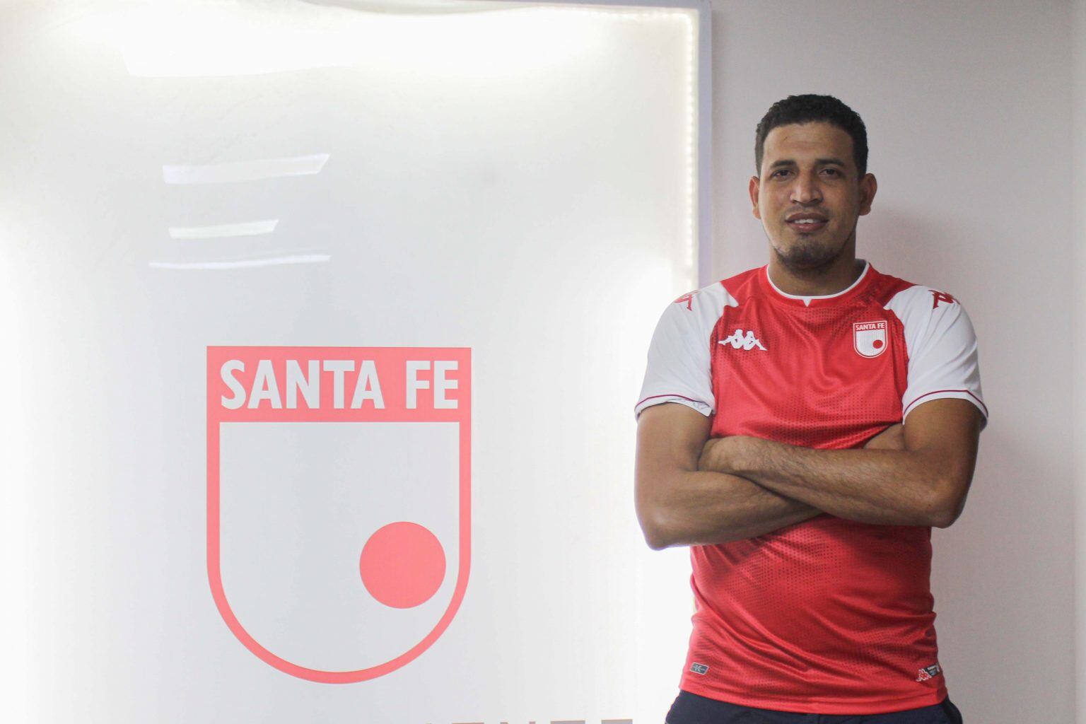 Omar Ramírez, entrenador de Santa Fe femenino.