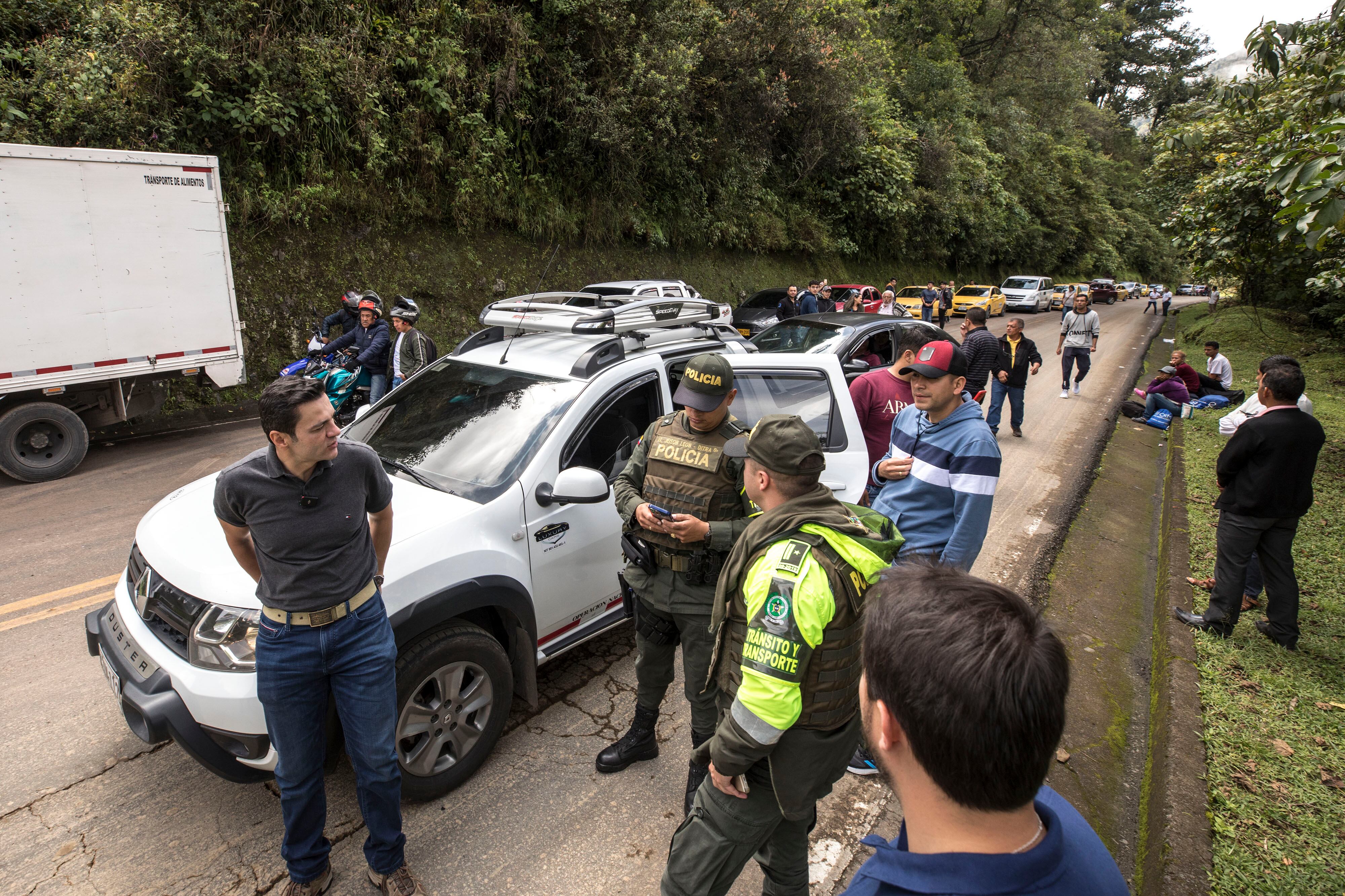 Juan Diego Alvira, derrumbe en la vía en Pasto-Nariño