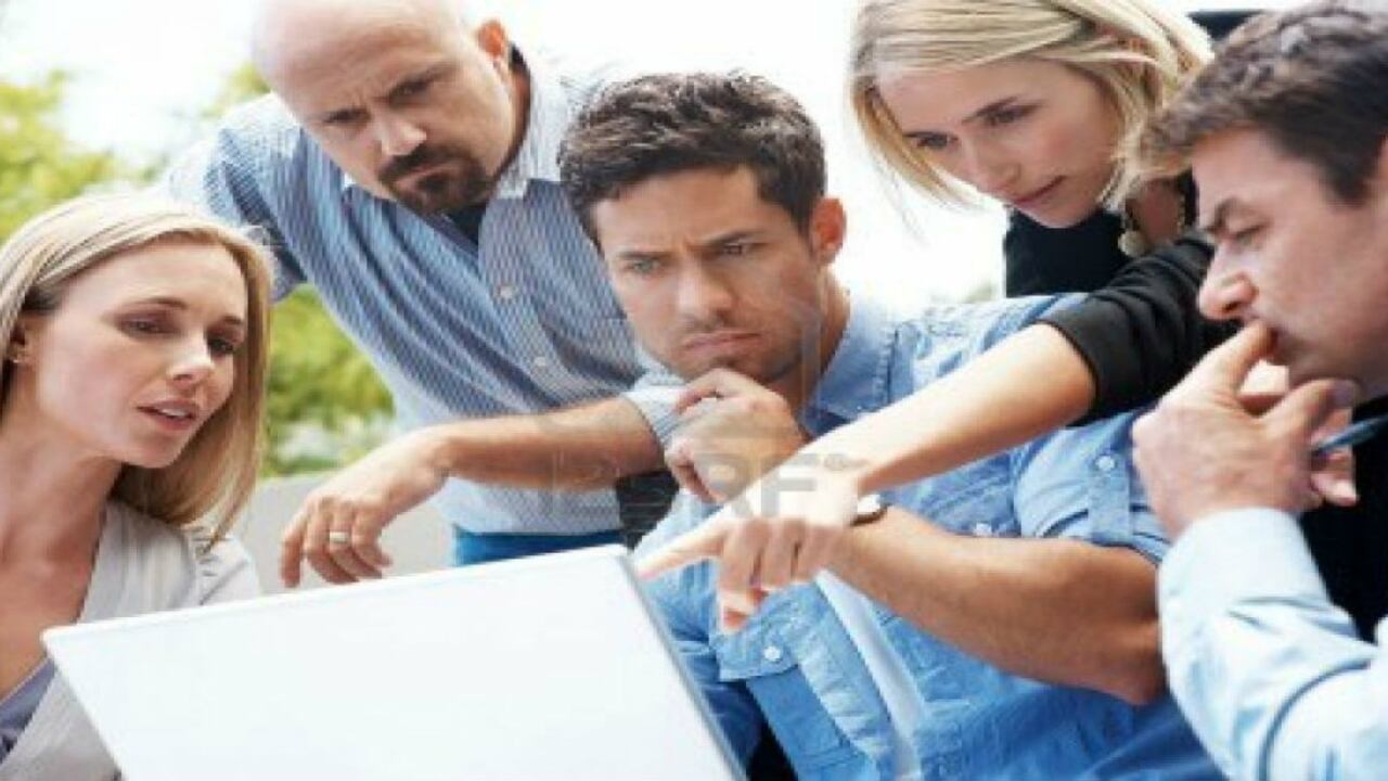 52,1% de los empresarios encuestados percibe la situación económica del país peor que hace un año.