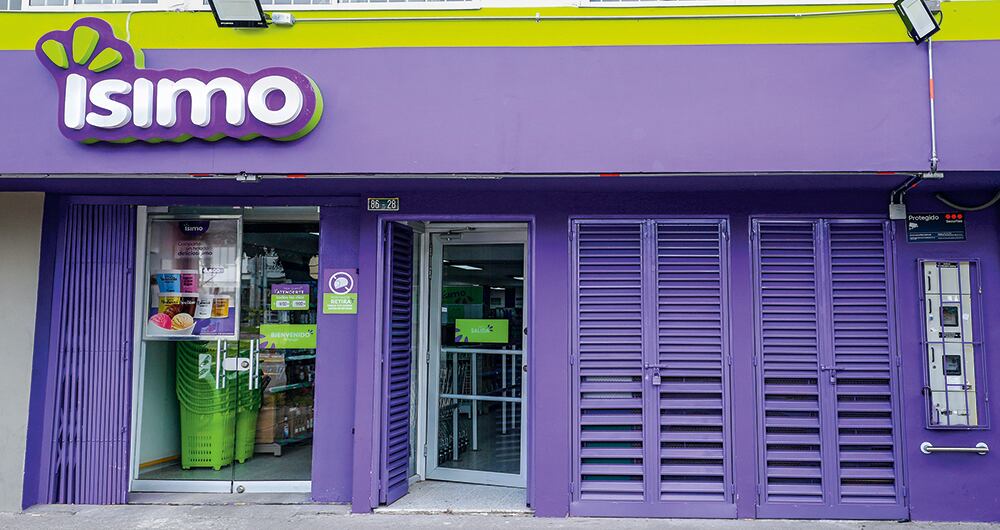 La quiebra de Justo & Bueno no debilitó el formato de descuento duro en el país y, por el contrario, le abrió espacio a Ísimo, un nuevo jugador que busca un pedazo de la torta de Ara y D1.