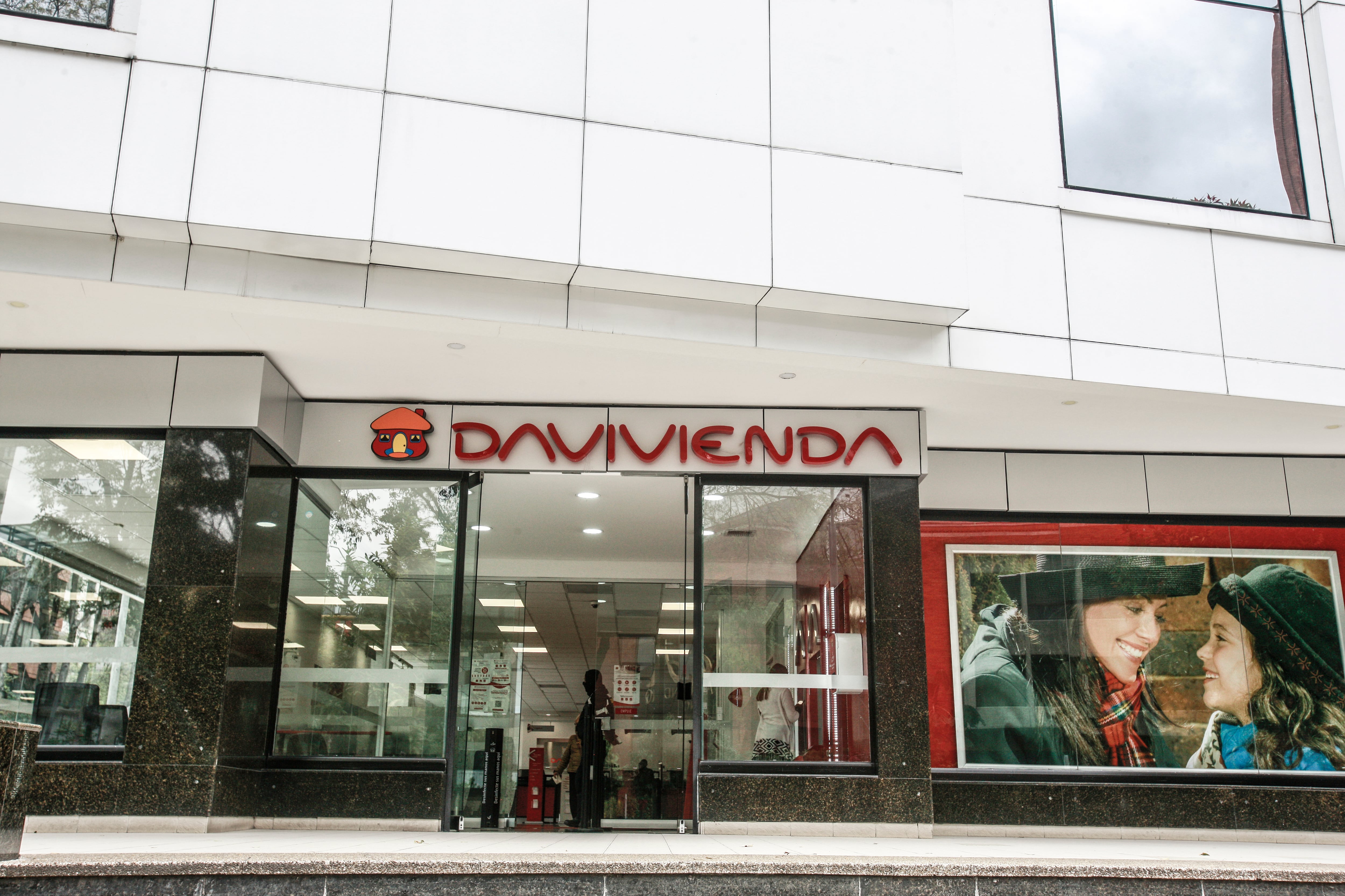 Banco Davivienda, cajero automático