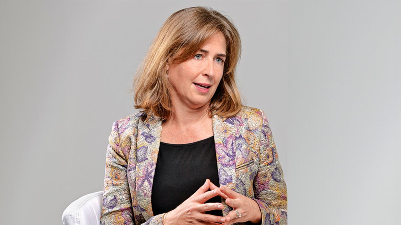 “Hay una mayor frecuencia de sequías e inundaciones. En los últimos años, se han visto sequías muy prolongadas en Los Ángeles, en Alicante, en Ciudad de México, en Melbourne, en Roma, en Chennai, en Ciudad del Cabo. Y, por supuesto, lo que ha vivido Bogotá”, asegura Sara Ferrer.
