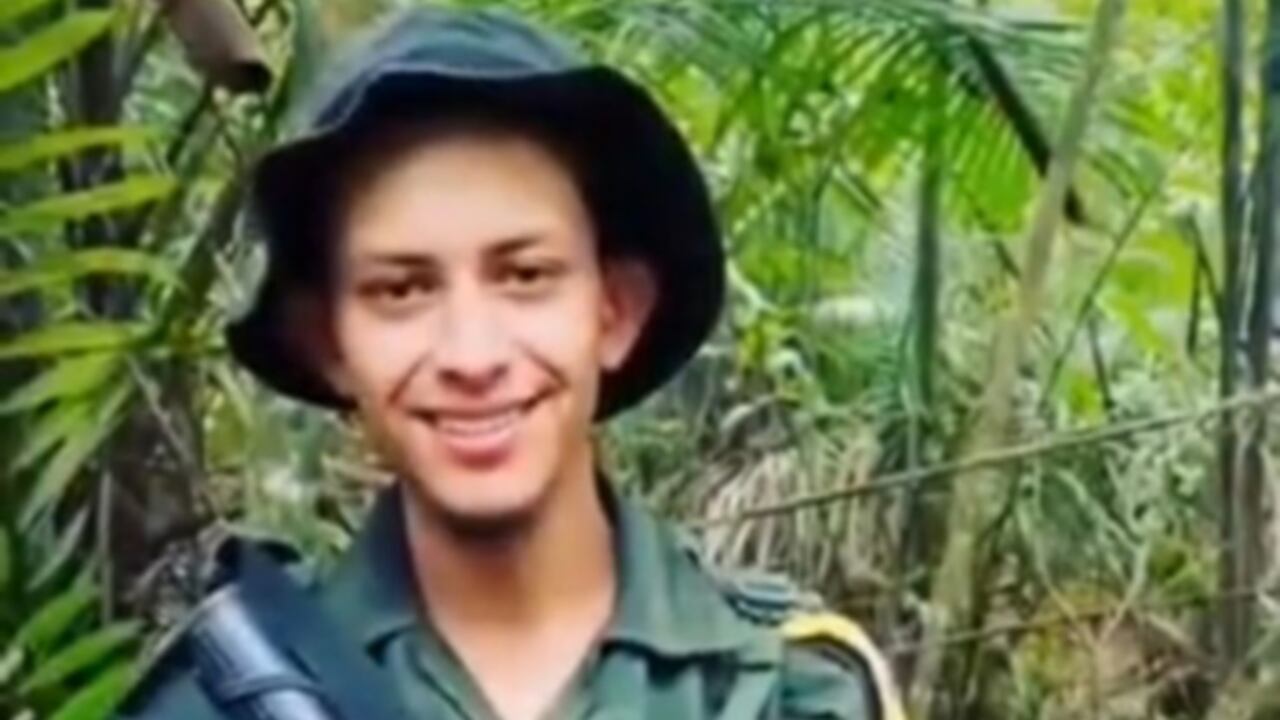David Fernández, consejero de juventud presuntamente desaparecido, se unió a las FARC.