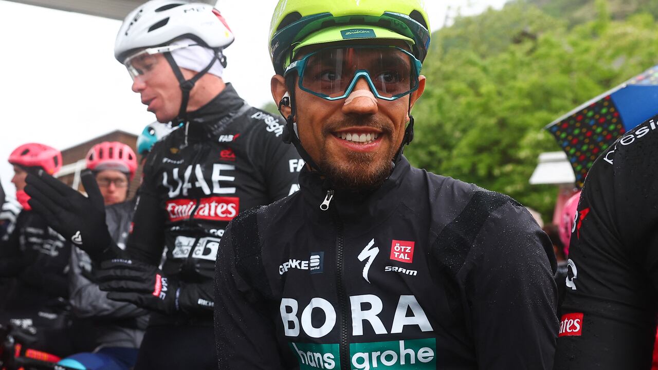 Daniel Martínez permanece en el segundo lugar de la clasificación general.