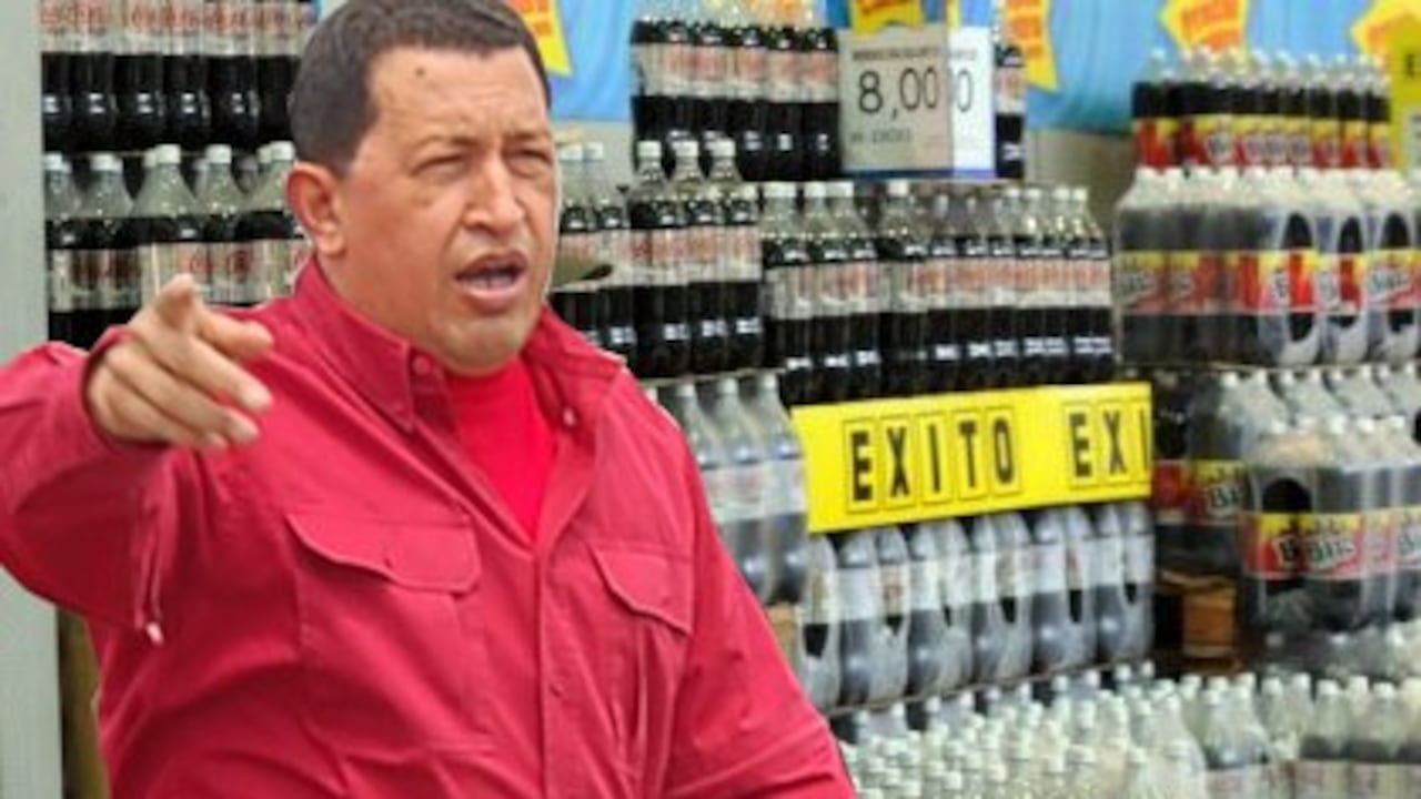 El presidente Hugo Chávez solicitó sancionó "con urgencia parlamentaria" la reforma a la Ley de Defensa a las Personas en el Acceso a los Bienes y Servicios que permite que el Ejecutivo expropie empresas sin que medie una previa autorización del legislativo.