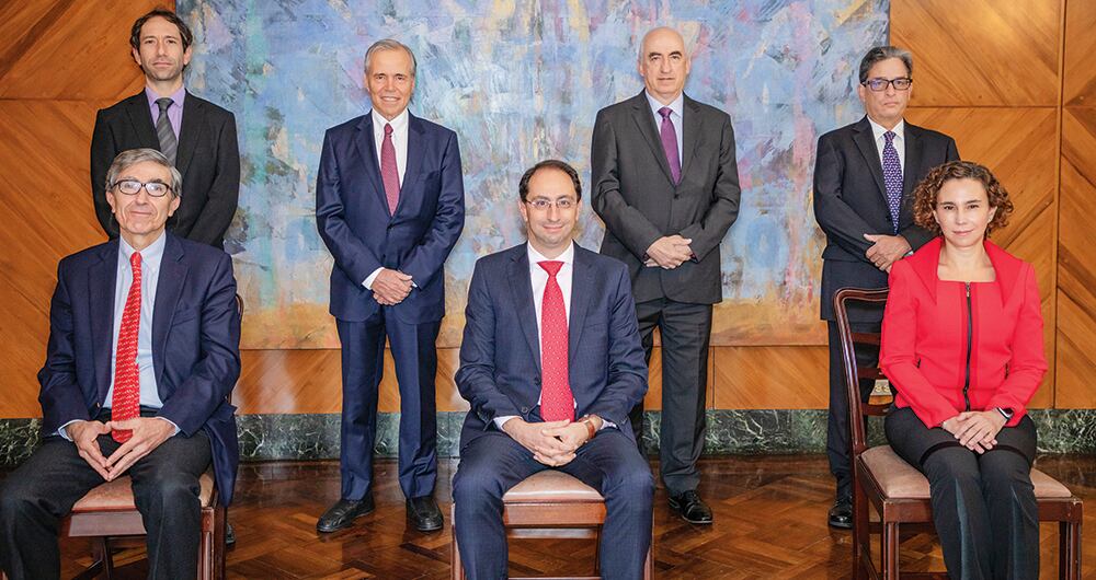 La independencia del Banco de la República, específicamente de su Junta Directiva, es otro de los temas que preocupa a los economistas, quienes insisten en que esos cargos son para los técnicos. 