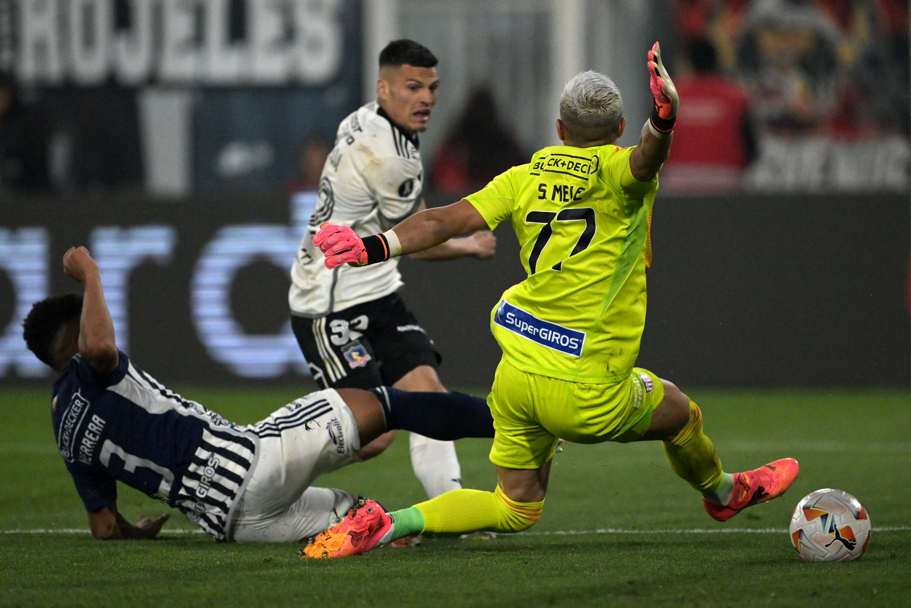 Colo-Colo vs Junior - partido de ida octavos de final - Copa Libertadores.
