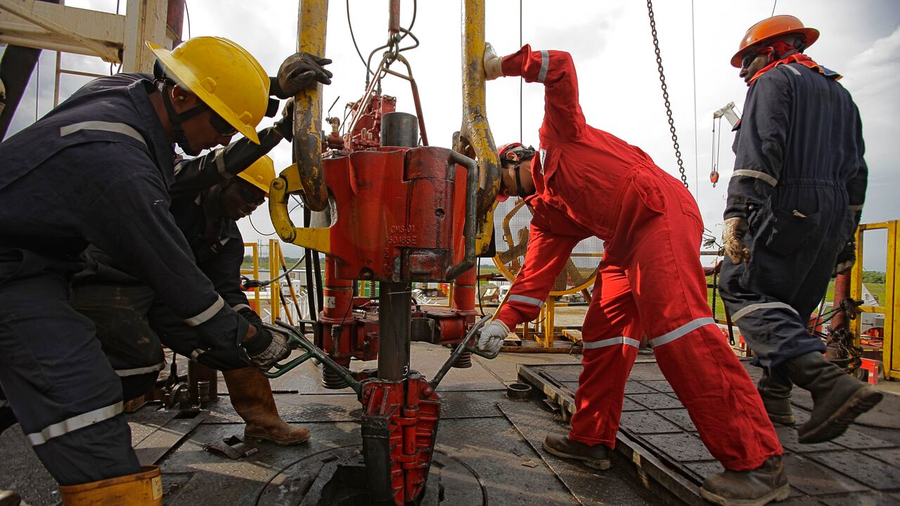 La compañía controlada por el estado dijo el domingo por la noche que todos sus activos y refinerías estaban operando normalmente.