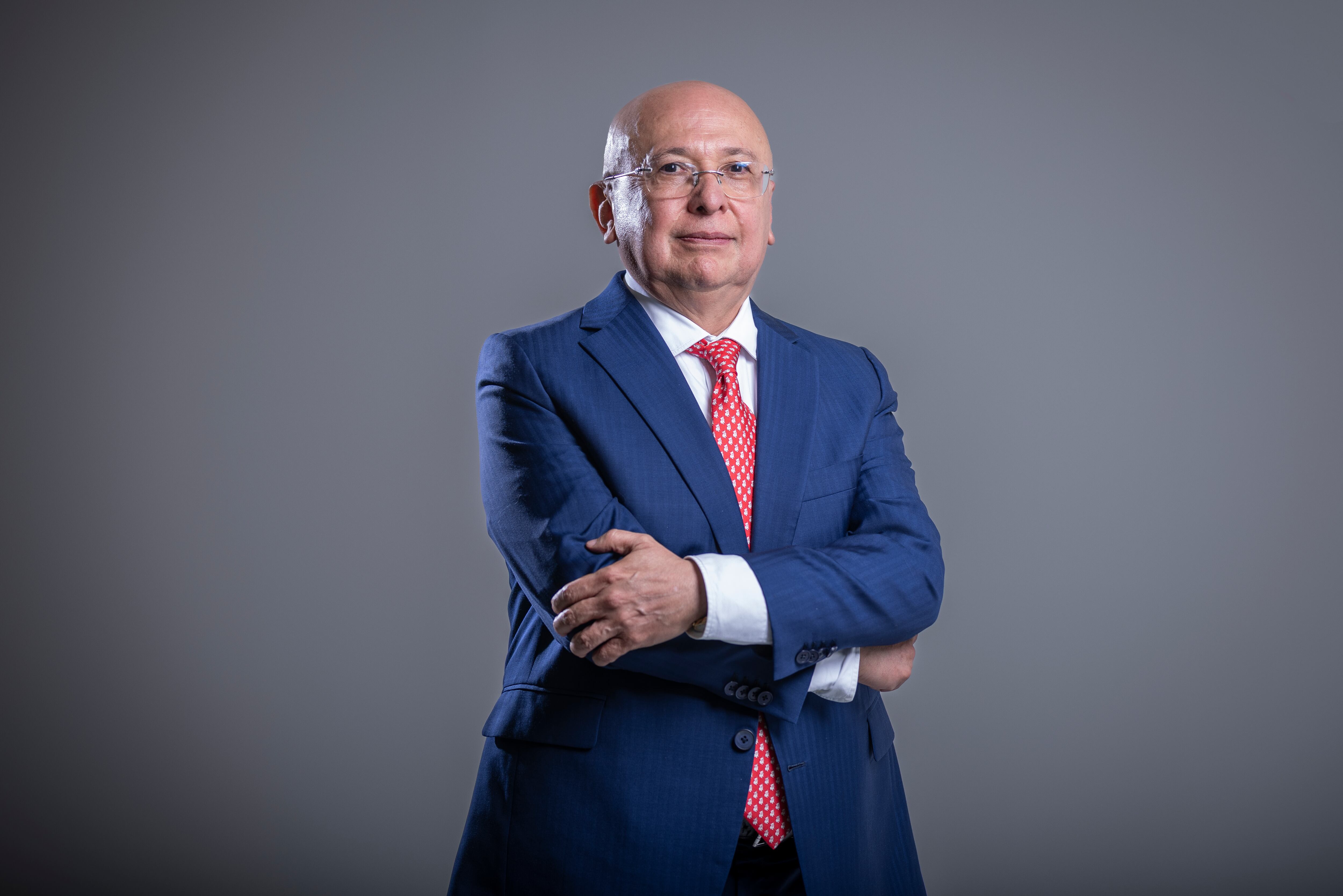 Luis Eduardo Montealegre
Ministro de justicia de Colombia