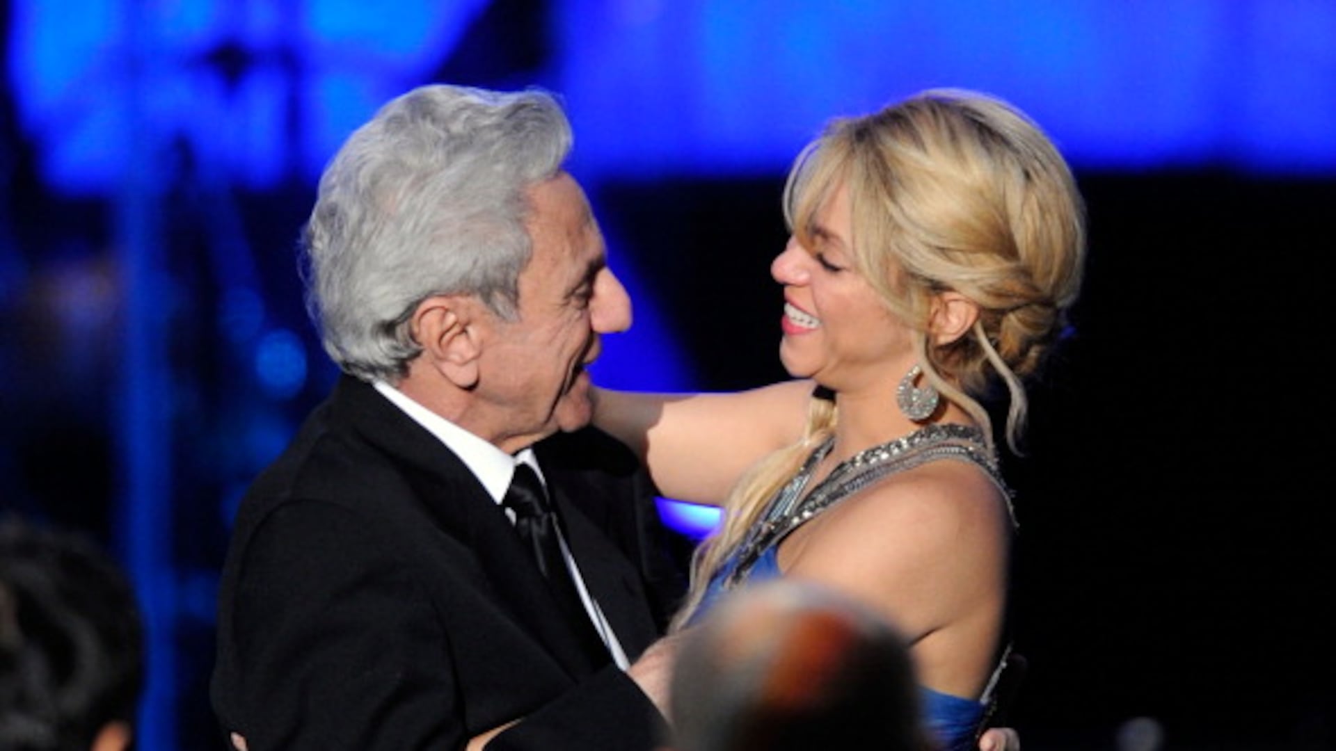 Shakira le compuso emotiva canción a su padre, William Mebarak, basada en tragedia familiar: ¿Qué dice?