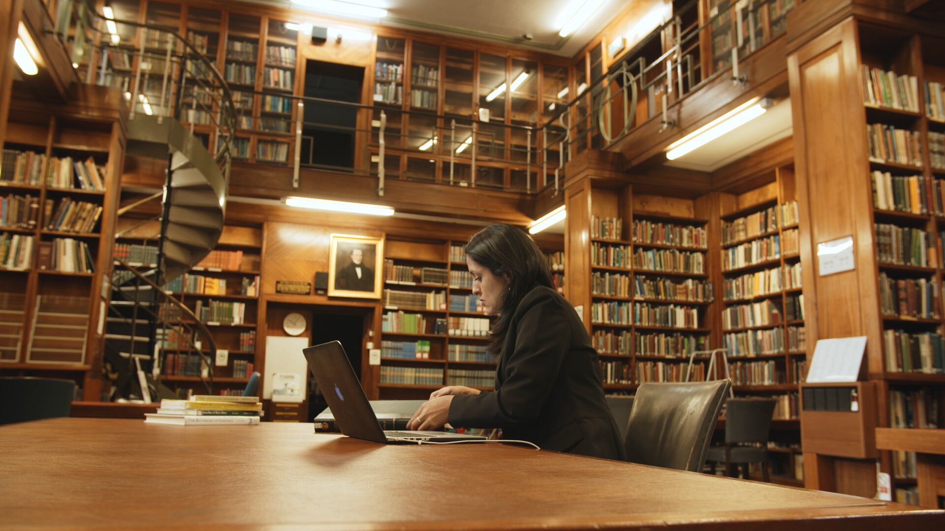 Blanca Huertas es entomóloga (estudio de los insectos), especializada en lepidopterología (mariposas), y es la curadora de la colección más grande y antigua del mundo de mariposas en el Museo de Historia Natural de Londres, en Reino Unido, que cuenta con cinco millones de ejemplares.