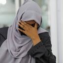 Maquilladora afgana durante una entrevista con Reuters en un salón de belleza en Kabul.