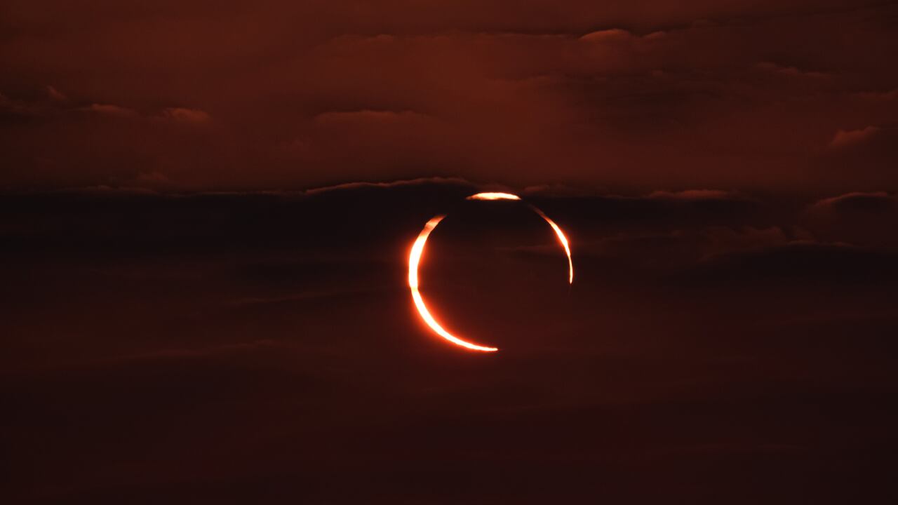 Eclipse "Anillo de Fuego".