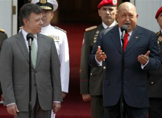 El presidente de Venezuela, Hugo Chávez, recibió en el 2011 a su homólogo colombiano, Juan Manuel Santos, para firmar este acuerdo.