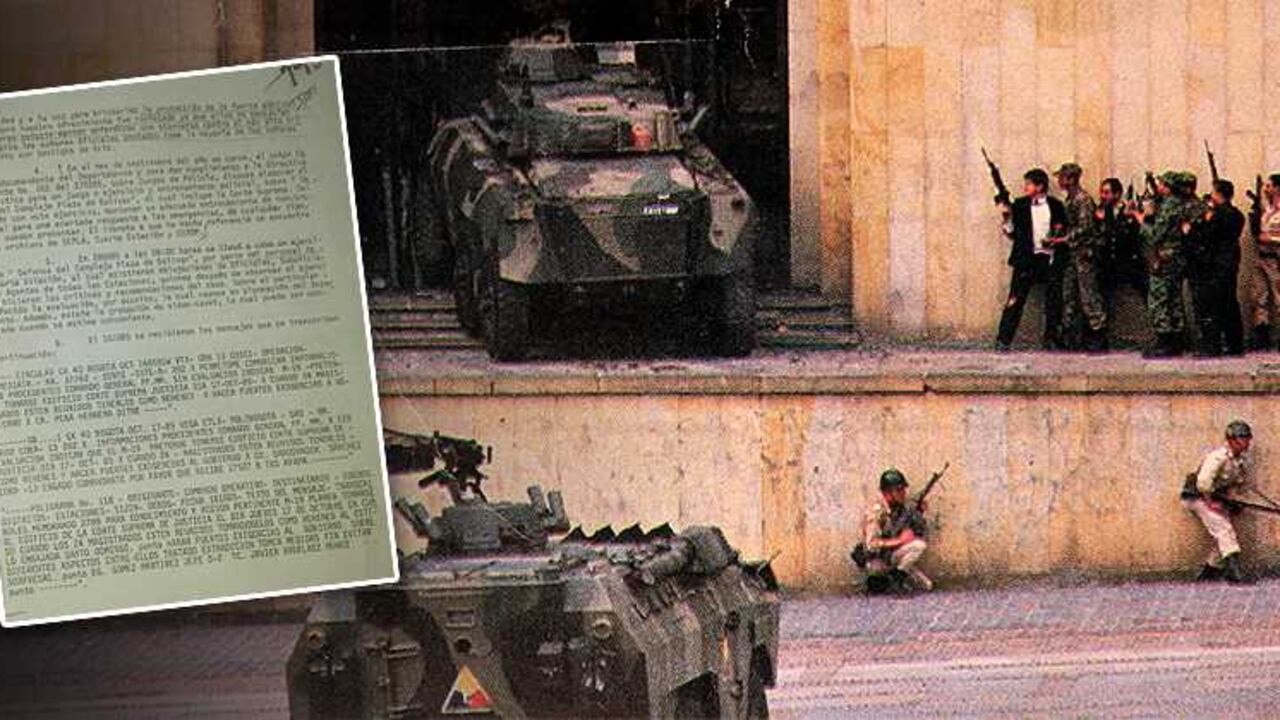 En el documento se informa que el Departamento elaboró un plan táctico y de entrenamiento para defender el Palacio y la Plaza de Bolívar.