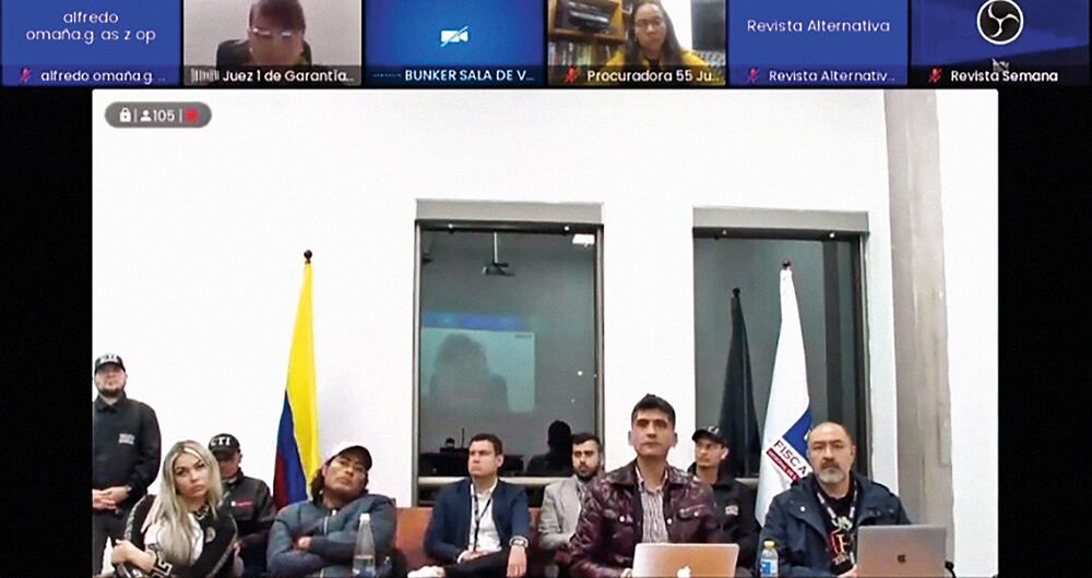    Day Vásquez y Nicolás Petro enfrentan un proceso penal por haber recibido y gastado en un año más de 1.000 millones de pesos de manera ilegal. Vásquez adelanta una negociación con la Fiscalía a cambio de beneficios.