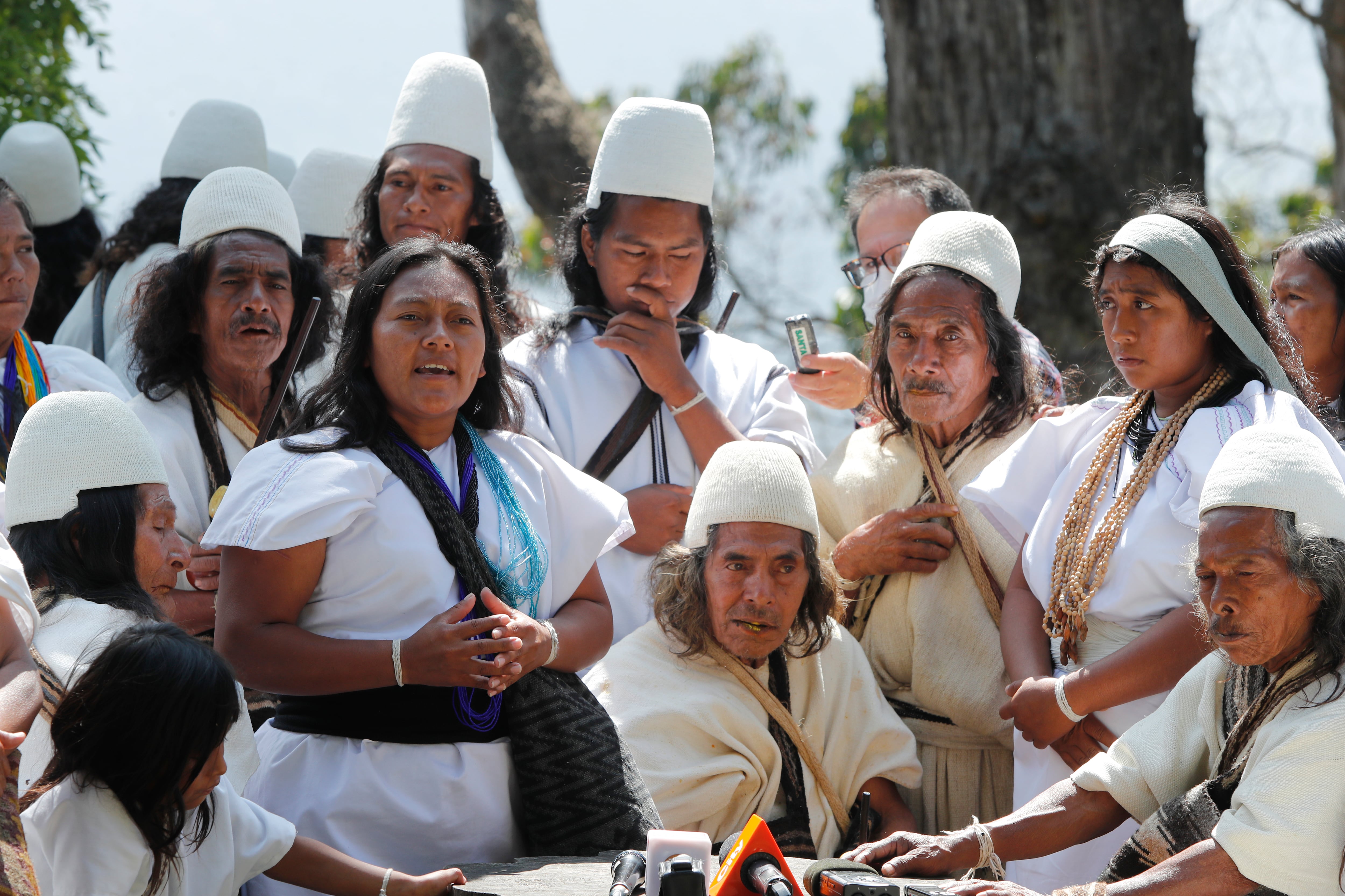 Indigenas Arhuacos en el Cerro de Monserrate