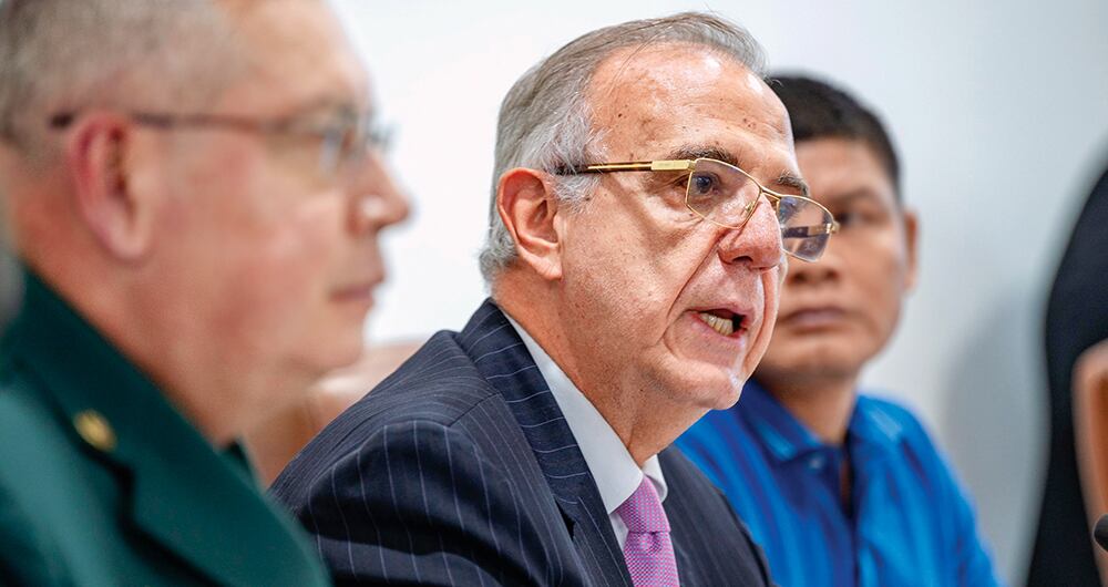 iván Velásquez Ministro de Defensa