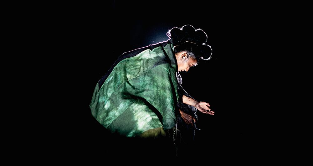 El grupo La Quinta del Lobo presentará su montaje Habüb, una instalación performática de polifonías que ofrece una reflexión poética sobre los universos que nos rodean.