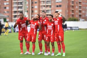 América sigue moviéndose en el mercado de fichajes