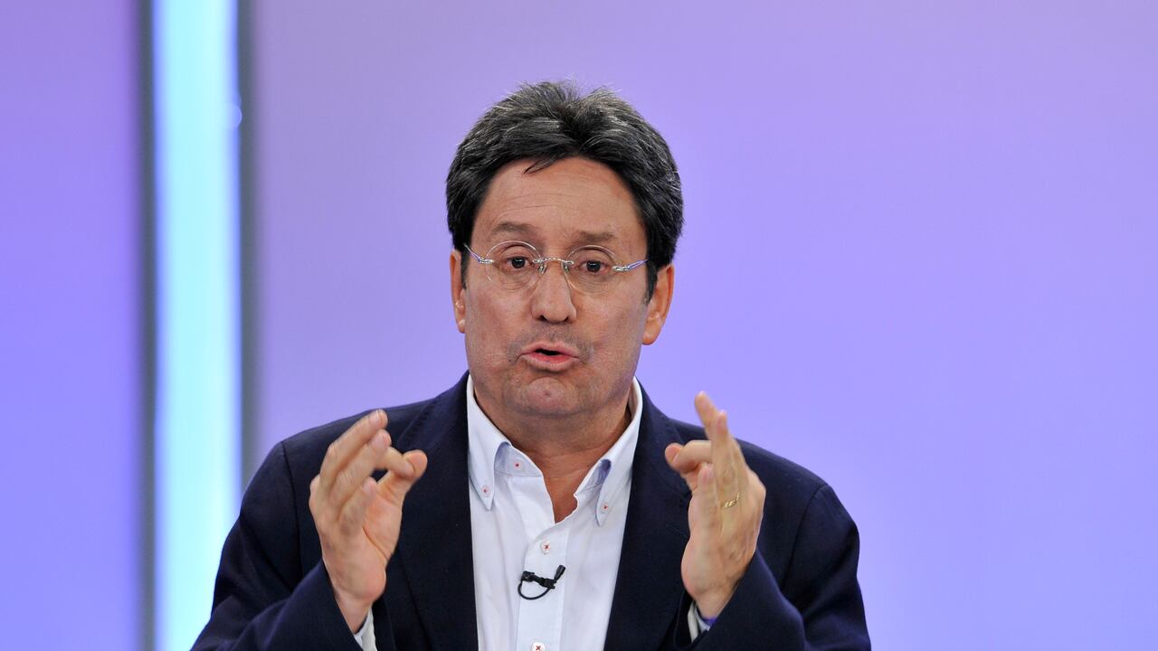 Francisco Santos a través de sus redes sociales se refirió al Informe Final de la Comisión de la Verdad.