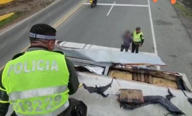 Cargamento de droga incautado cerca a Cali.