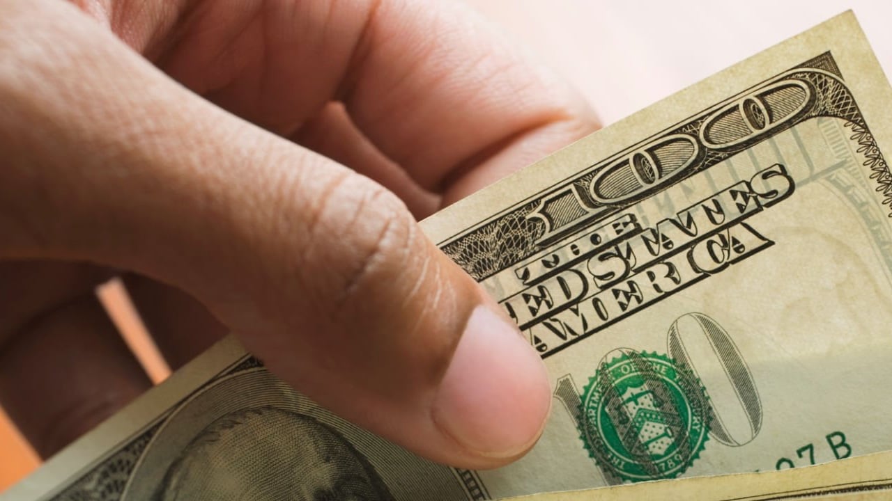 El precio del dólar sigue subiendo en Colombia
