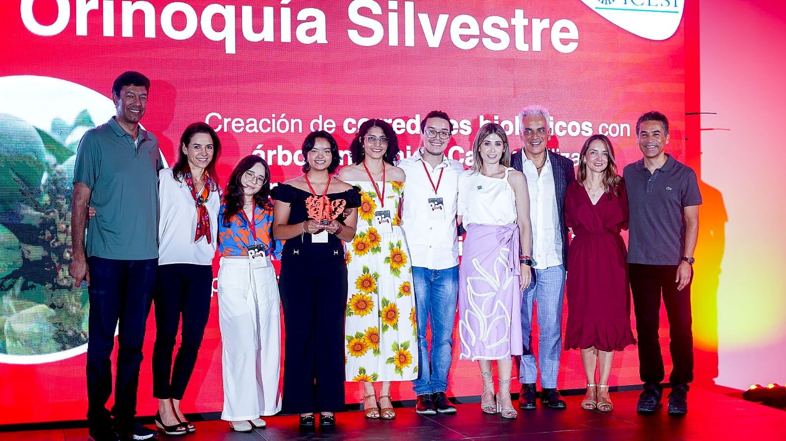 La Biohackathon es parte de una serie de iniciativas que Davivienda promueve para empoderar a la juventud, reconociendo en esta generación una capacidad de cambio para hacer un mundo mejor.