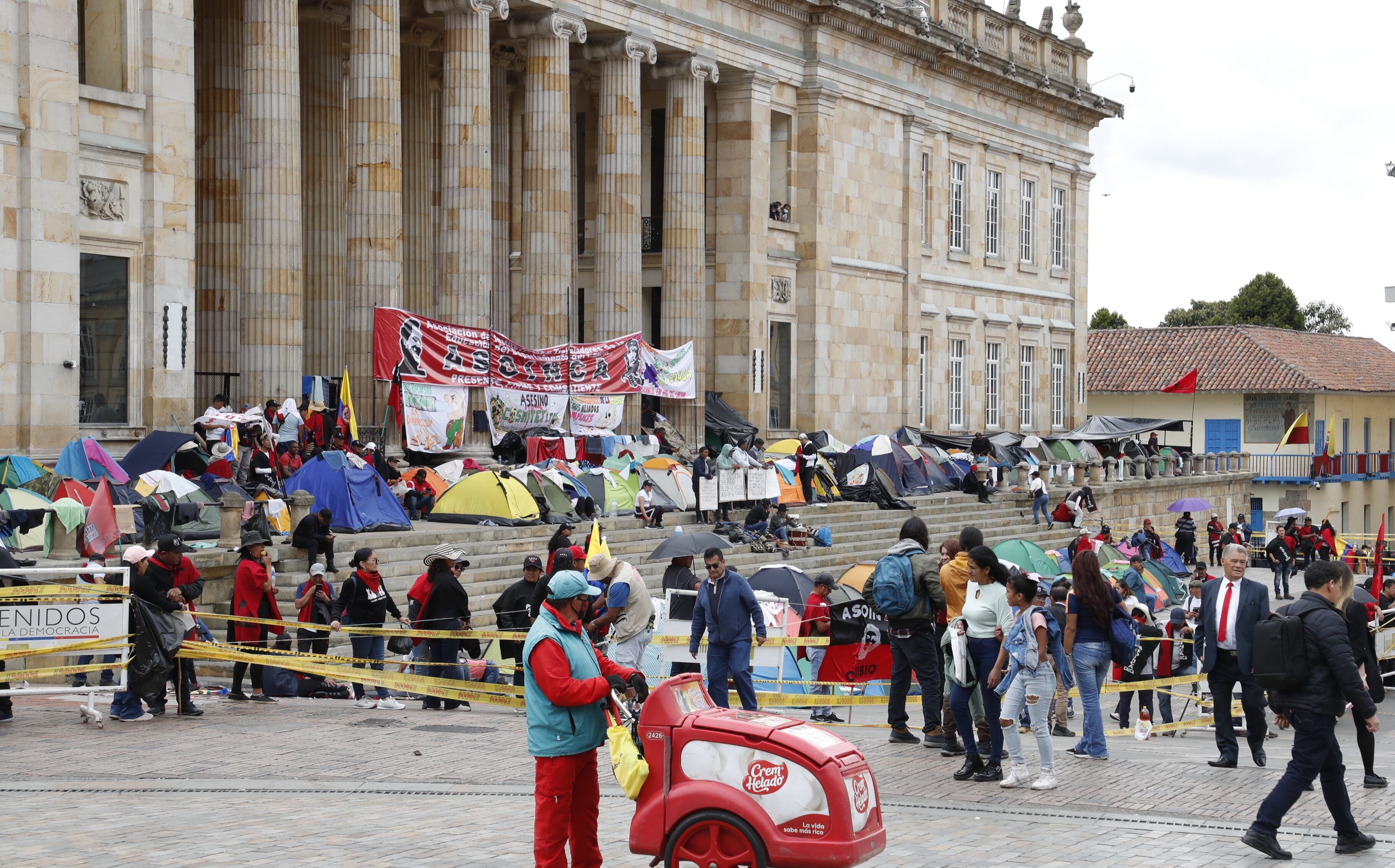Marchas convocadas por el gobierno del Presidente Gustavo Petro, Plaza de Bolívar 
Febrero 14 de 2023