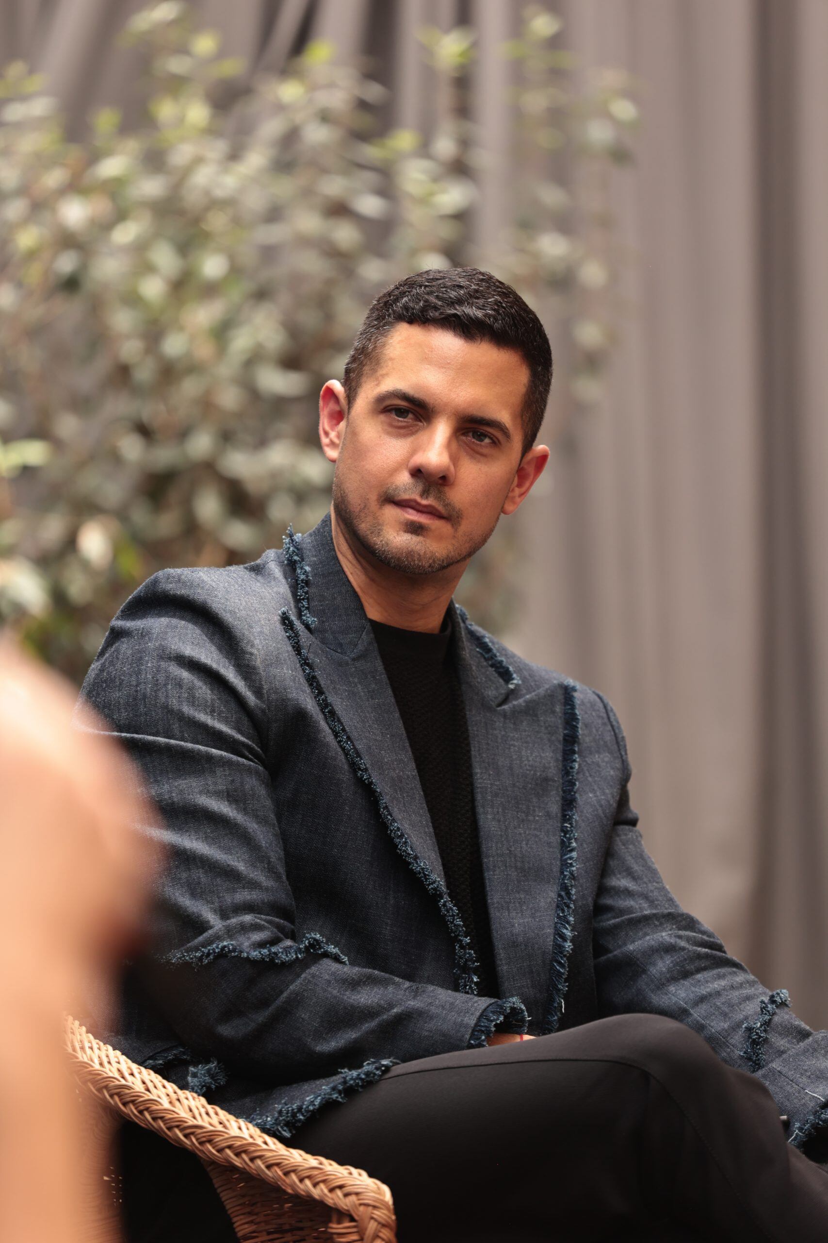 Sebastián Díez, presidente ejecutivo de Inexmoda reveló los detalles de Colombiamoda 2025. En el evento asistieron Franklin Ramos, los diseñadores de La Petit Mort y Alejandro Crocker.