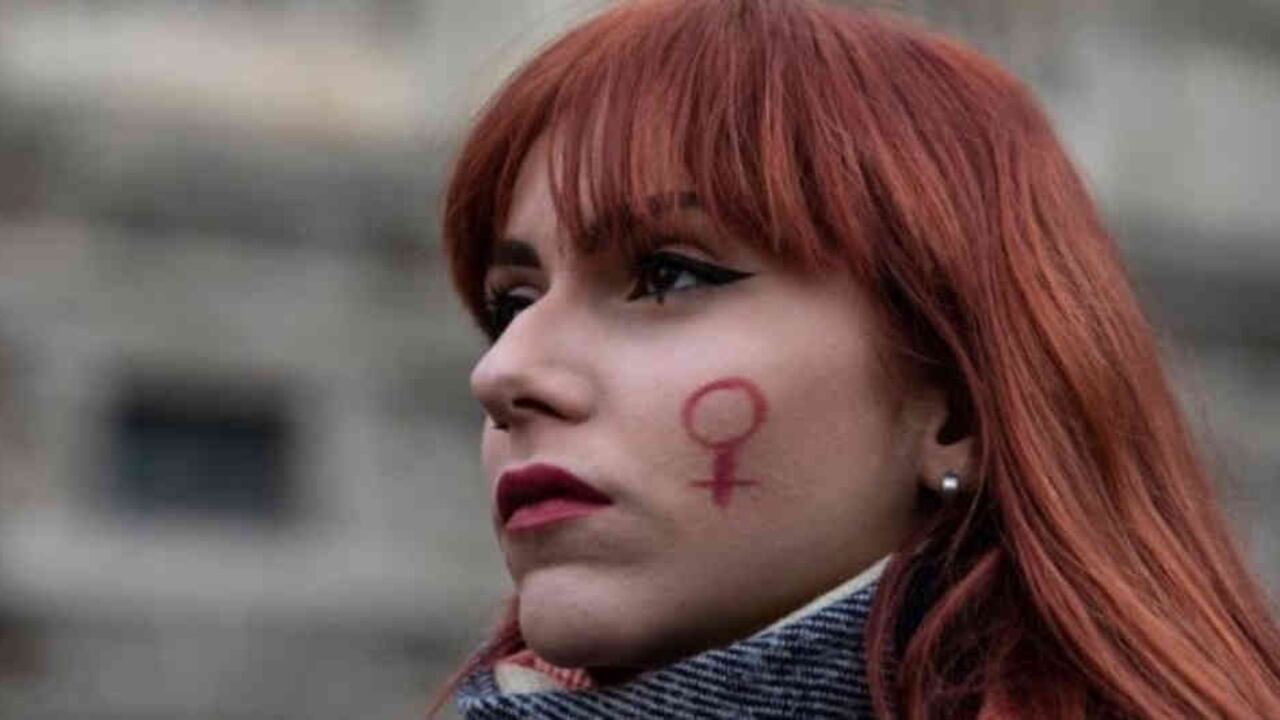 De acuerdo a la CEPAL, las mujeres en América Latina ganan un 84% del sueldo que ganan en total los hombres.