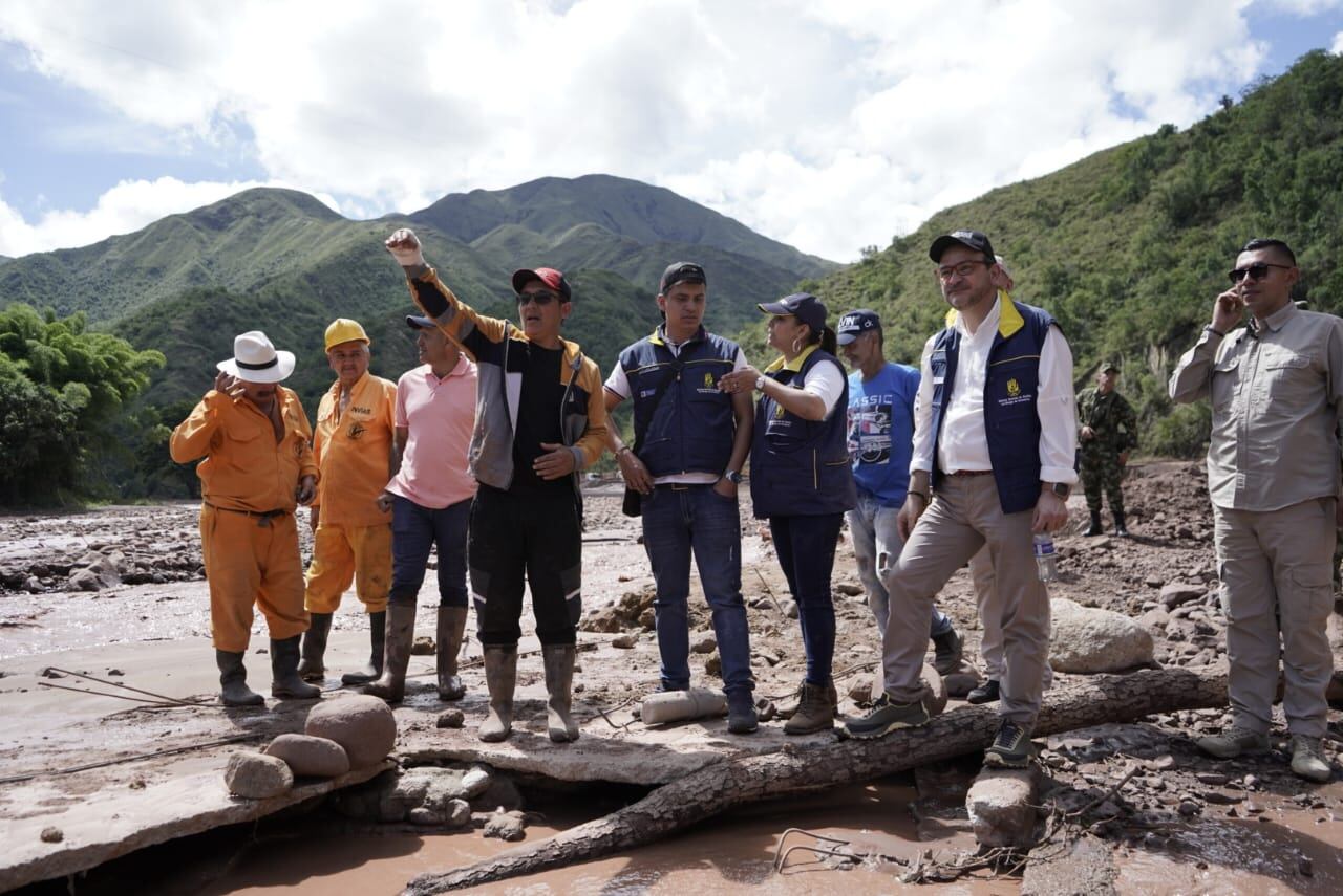 Visita del gobernador a la zona afectada.