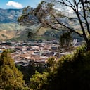 Vista de Aguadas desde el cerro Monserrate, un mirador que permite tener una panorámica de este pueblo y sus alrededores.