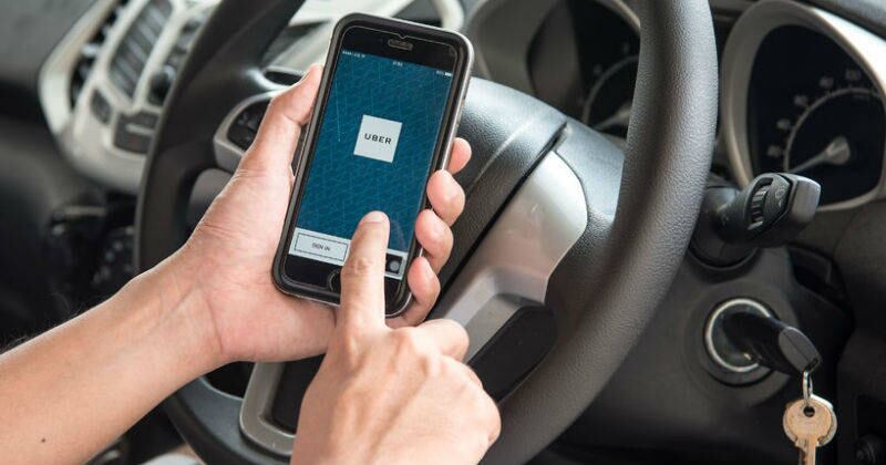 La víctima es conductor de servicios de transporte por aplicación.