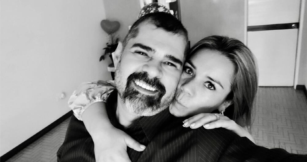 Cientos de mujeres y hombres que están casados o tienen una relación sentimental con alguien en Norteamérica siguen en la fila de espera, pues no han podido conseguir la Visa para viajar a ese país, todo por cuenta de los rezagos de la pandemia.