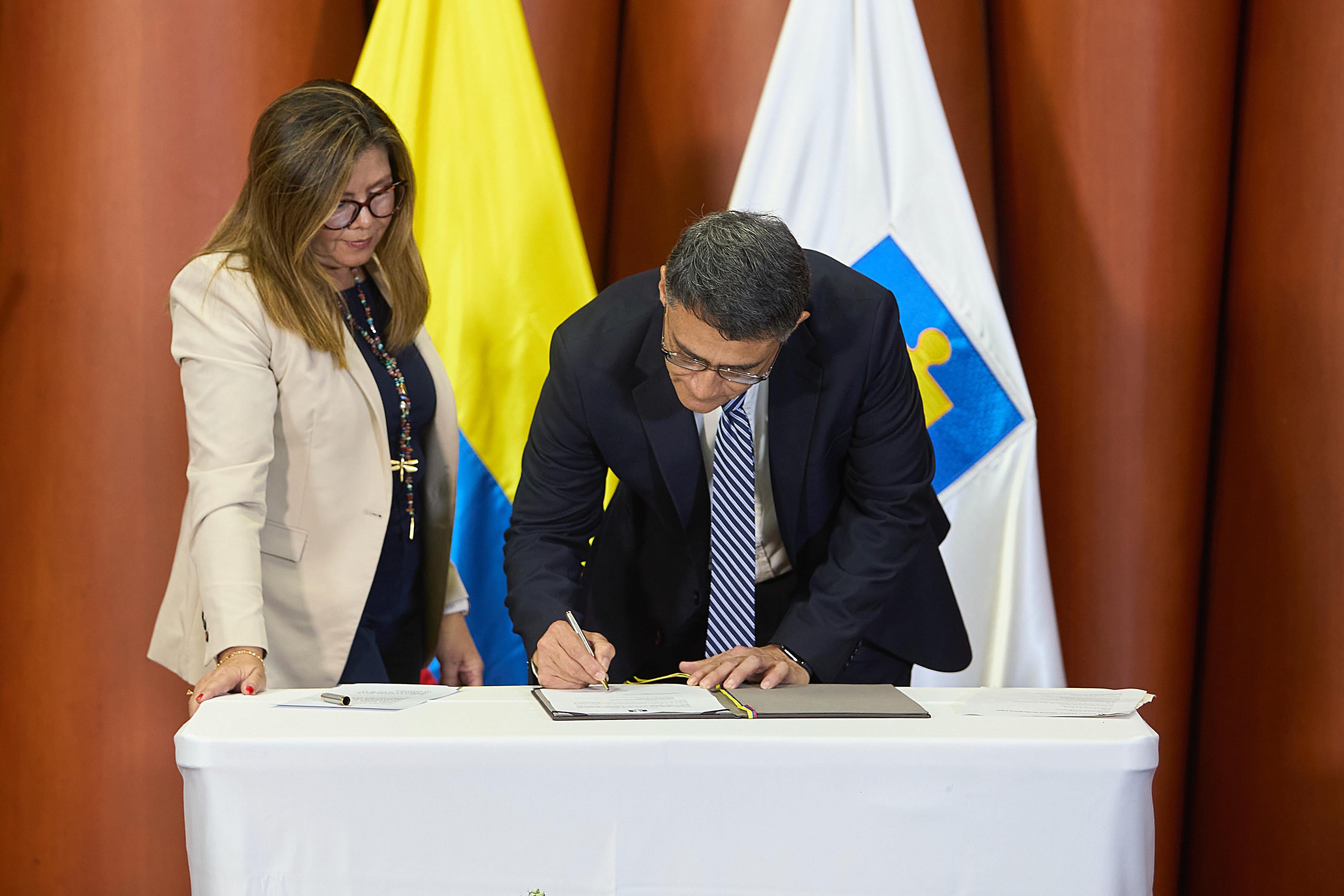 Ariel Emilio Cortés Martínez, es el nuevo director del Instituto Nacional de Medicina Legal y Ciencias Forenses
