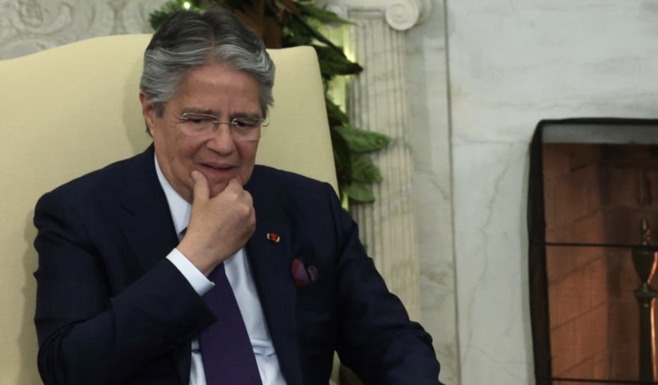 El presidente de Ecuador, Guillermo Lasso, enfrenta graves problemáticas sociales y políticas en su país.