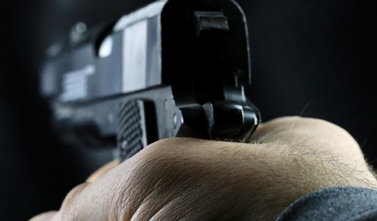 El tiroteo ocurrió en el East High School luego que se le encontrara una pistola a un estudiante de la institución (imagen de referencia)