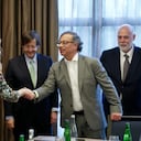 El presidente Gustavo Petro con integrantes del Grupo Jerónimo Martins en Lisboa (Portugal).