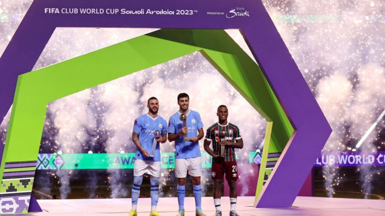 Jhon Arias recibió prestigioso galardón.