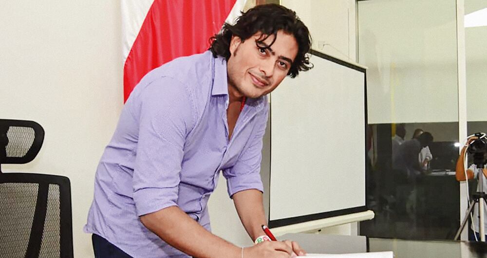     Desde que surgió este escándalo, Nicolás Petro había afirmado que era inocente, pero las pruebas fueron tan contundentes que terminó aceptando la responsabilidad.