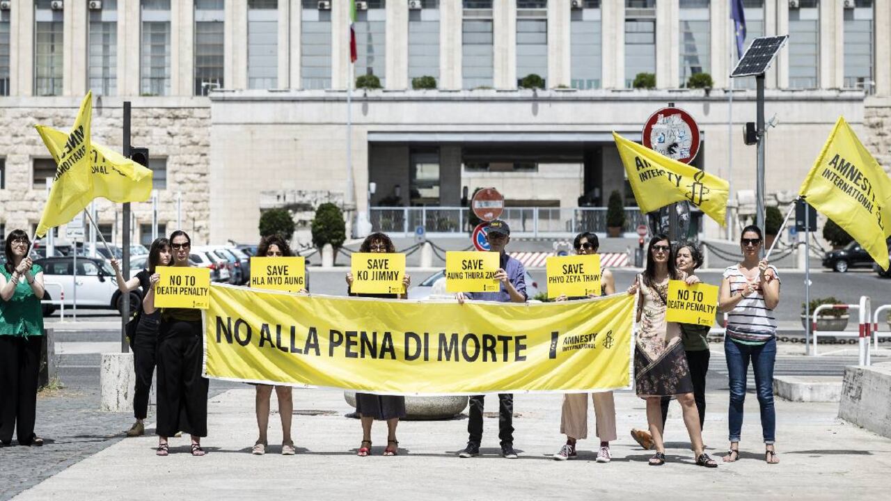 Protesta contra la pena de muerte en Myanmar en junio de 2022