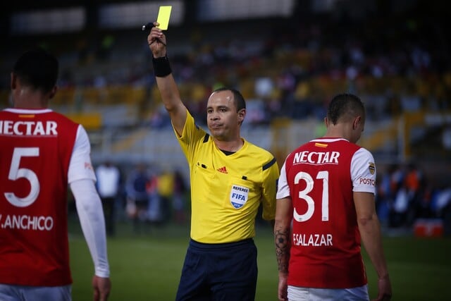 Luis Sánchez revela, sin tapujos, las veces que lo llamaron para ofrecerle plata de cara a los partidos.