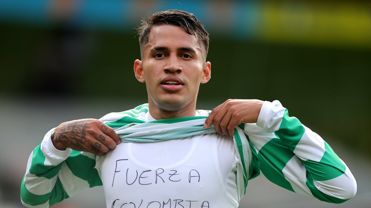 Camilo Durán, delantero del Celtic, dedica su anotación a Colombia tras el terremoto.