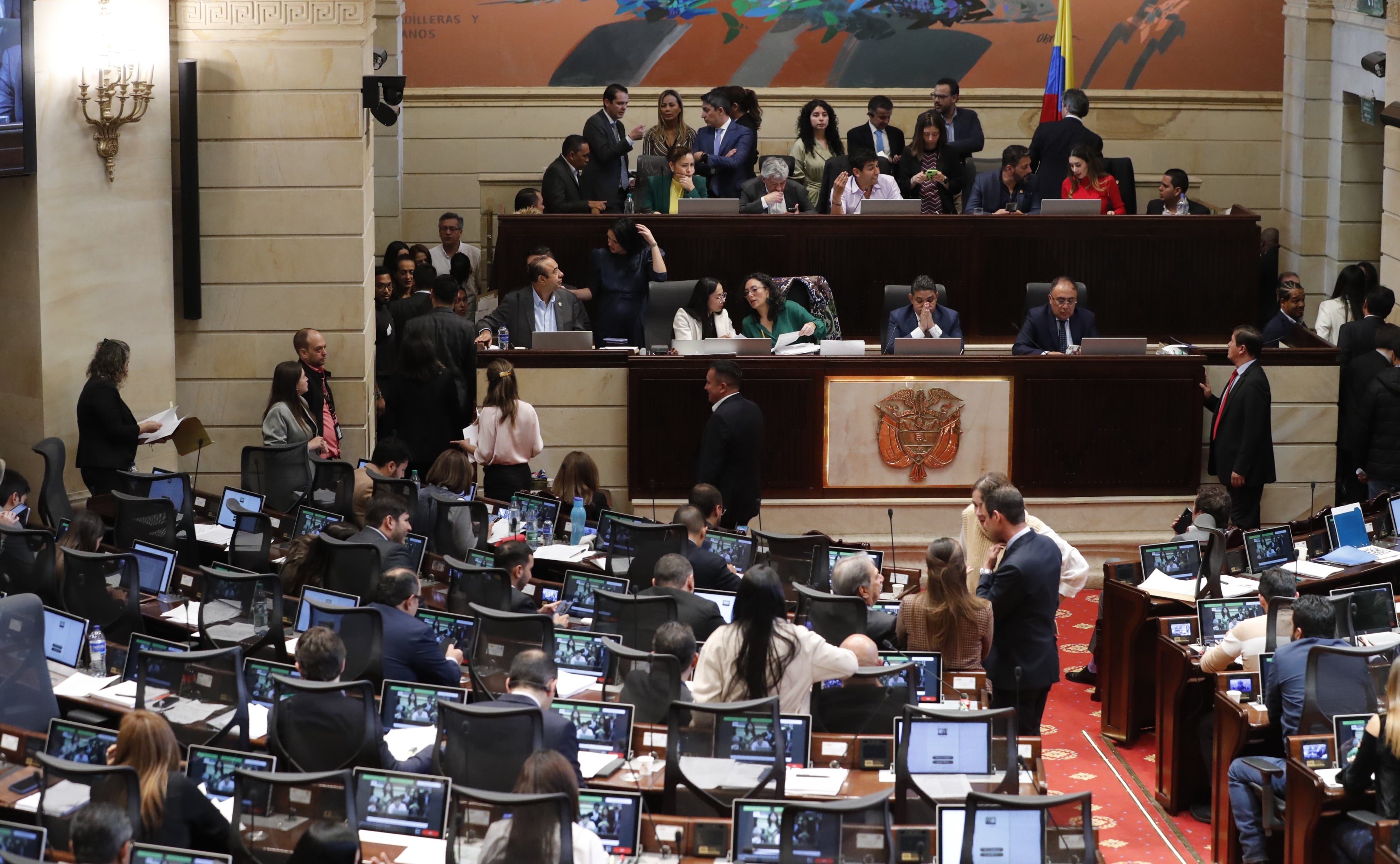 Camara de  representantes de la República plenaria discusión Plan Nacional de Desarrollo